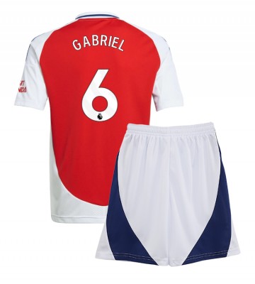 Arsenal Gabriel Magalhaes #6 Primera Equipación Niños 2024-25 Manga Corta (+ Pantalones cortos)